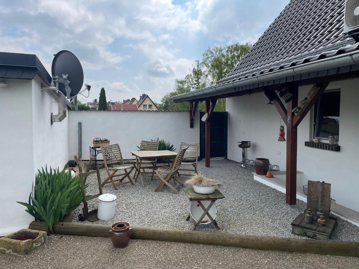 ברנבורג Pension Landhaus An Der Saale מראה חיצוני תמונה